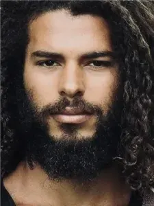 Darius J Wright